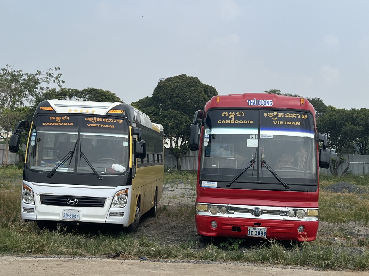 Cambodia bus for rental - Thai Duong Airbus Limousine