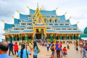 Khám phá lâu đài tỷ phú ở Thái Lan