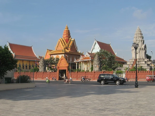 Gợi ý địa điểm du lịch độc đáo tại Phnom Penh, Campuchia- Ảnh 3. Gợi ý địa điểm du lịch độc đáo tại Phnom Penh, Campuchia- Ảnh 3.